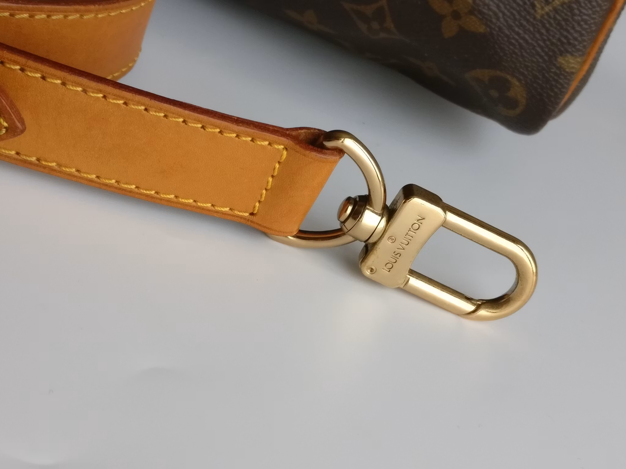 Louis Vuitton Keepall bandouliere 50