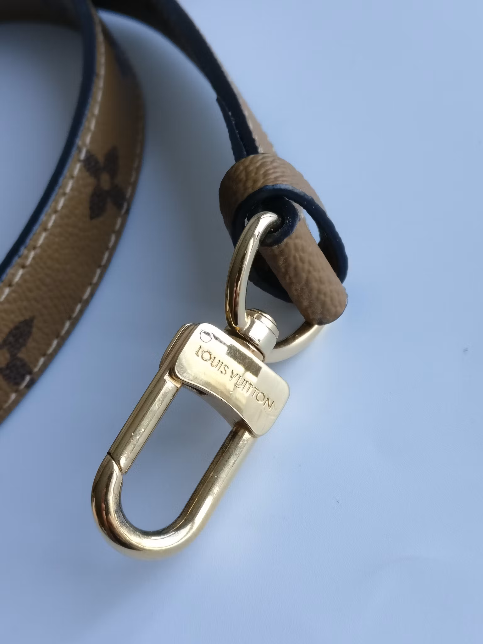Louis Vuitton Pochette Metis Reverse Monogram