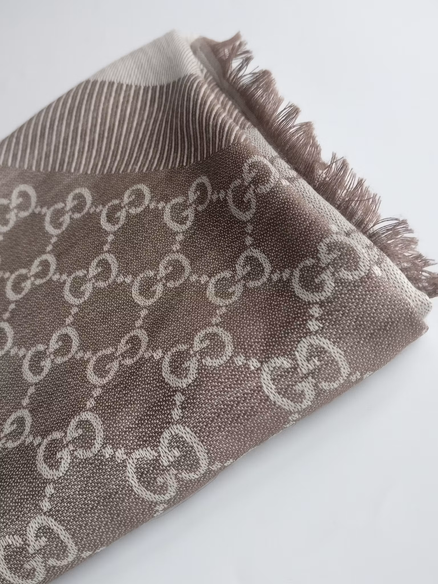 Gucci GG Wool / Silk shawl