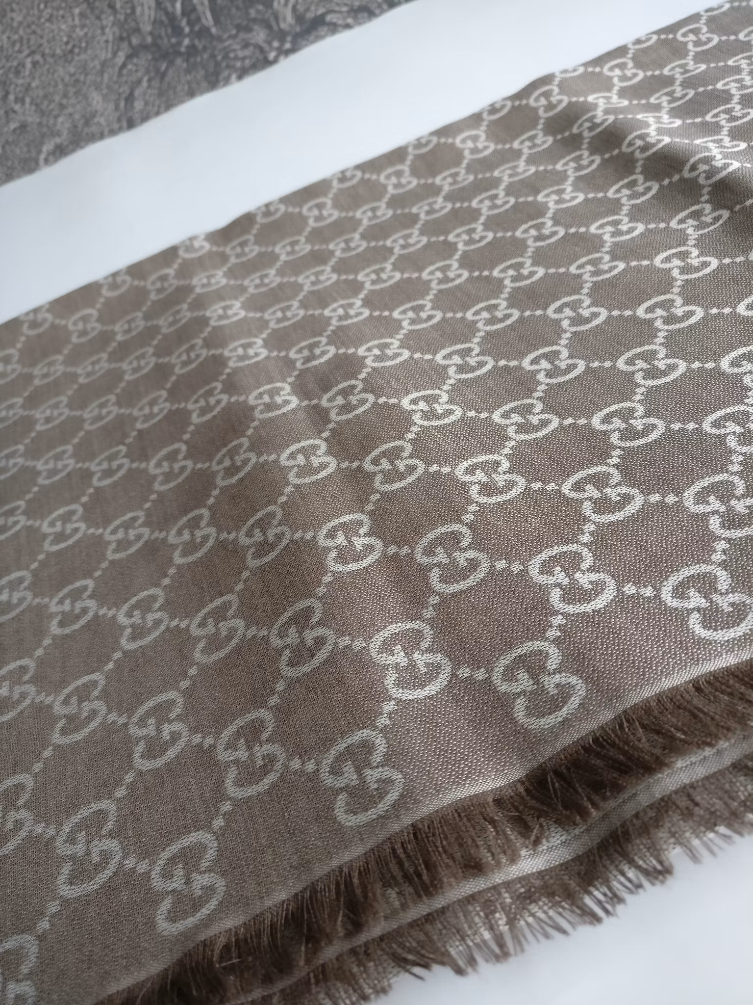 Gucci GG Wool / Silk shawl