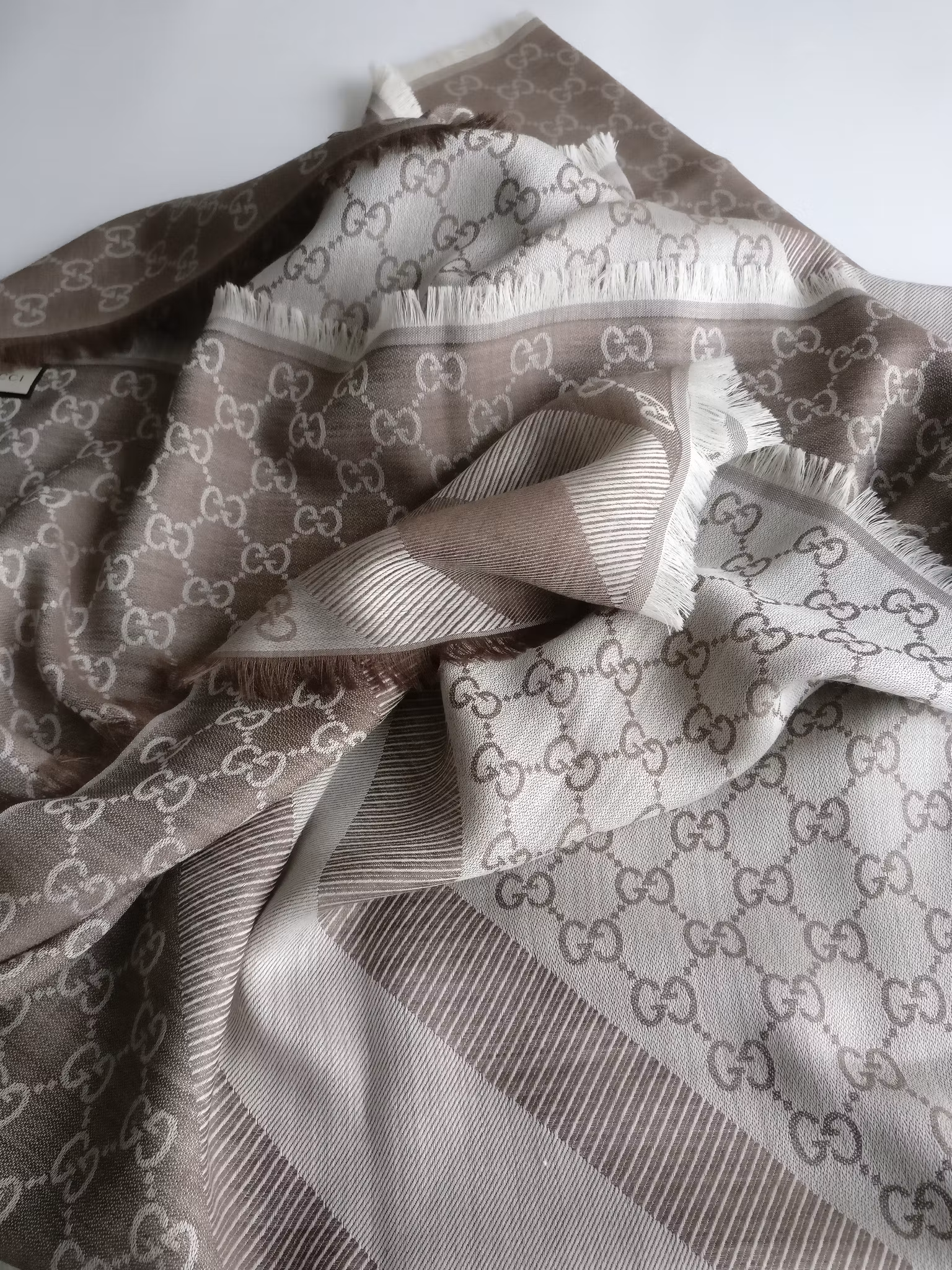 Gucci GG Wool / Silk shawl