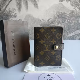 Louis Vuitton Small Ring Agenda Cover