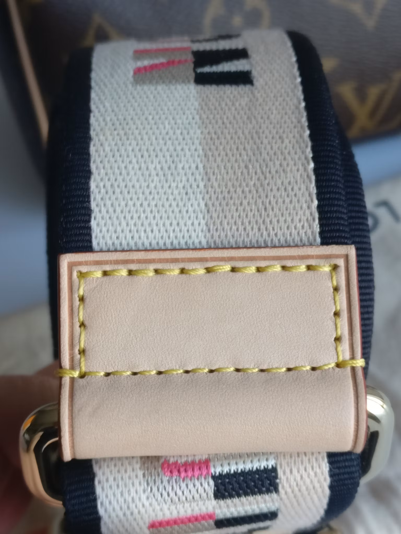 Louis Vuitton Speedy Bandouliere 20