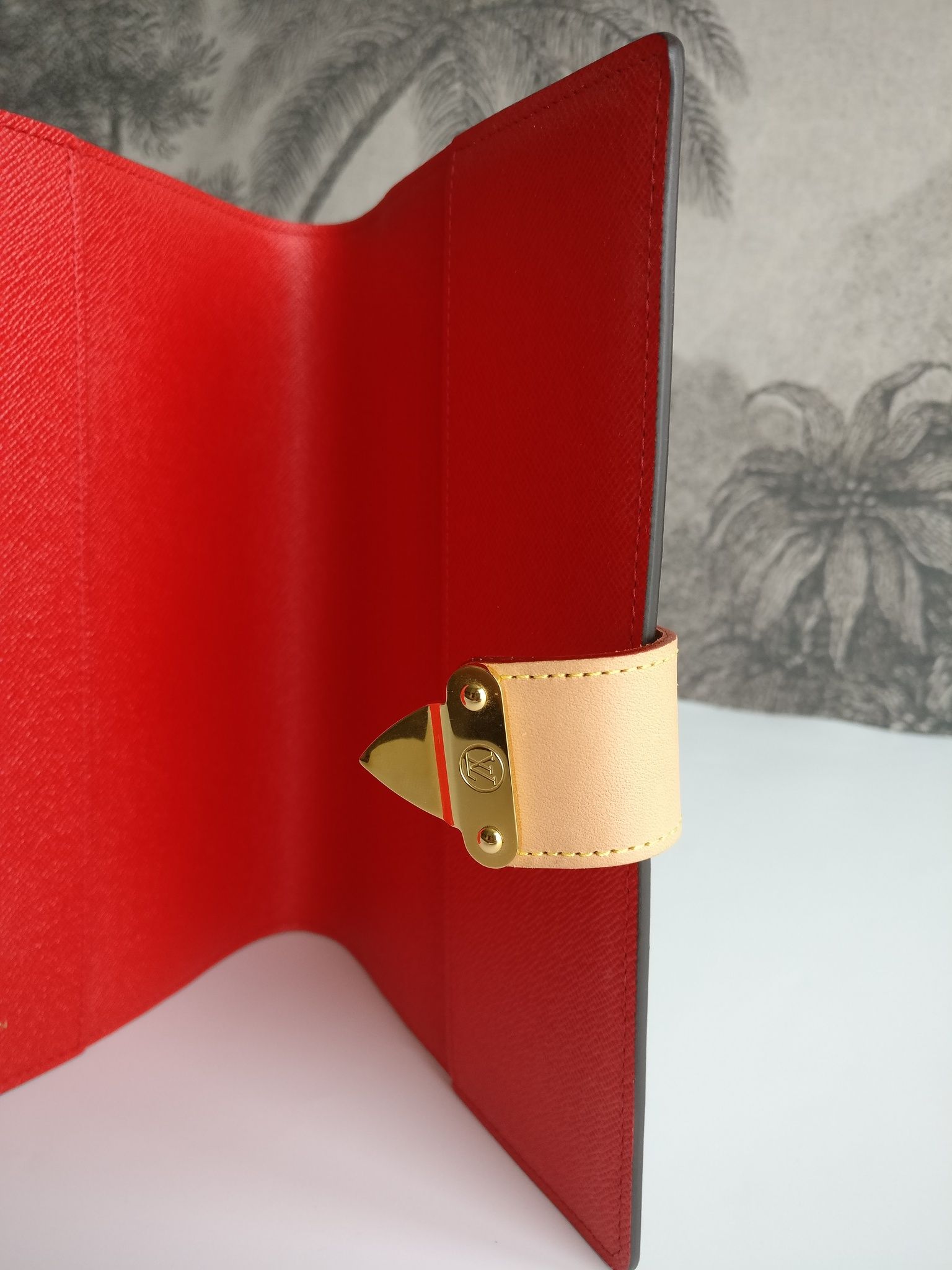 Louis Vuitton Paul Notebook cover MM
