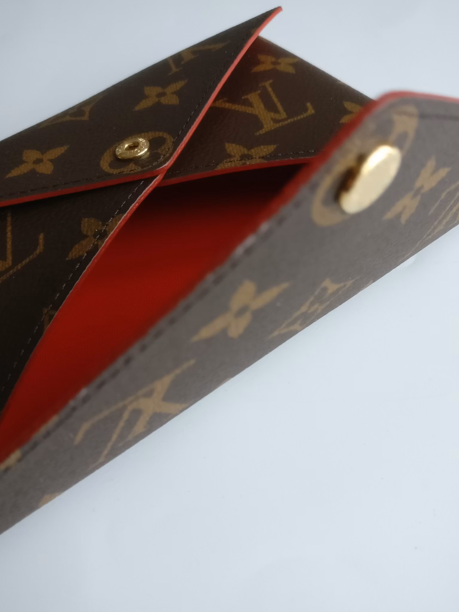Louis Vuitton Kirigami M