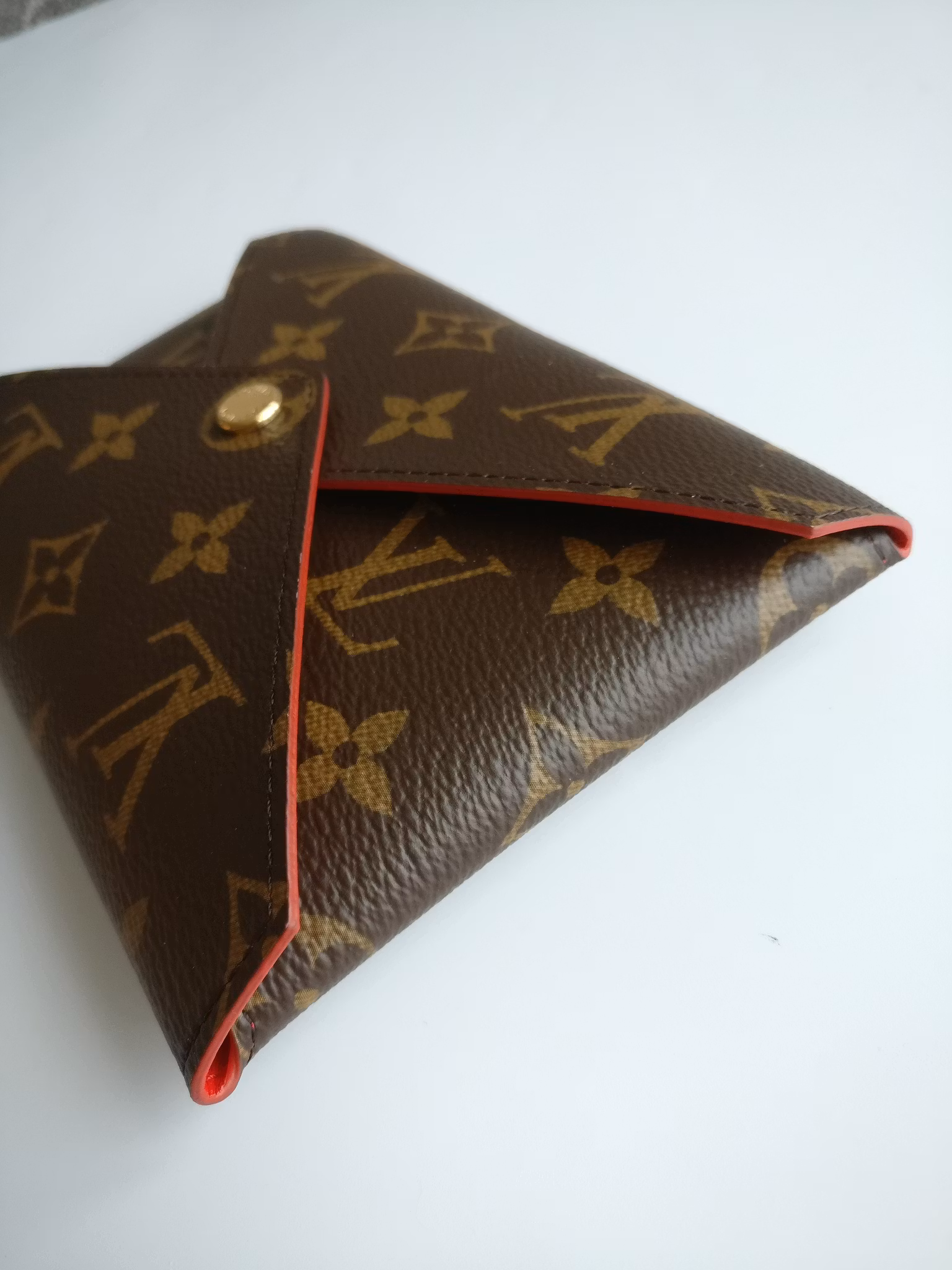 Louis Vuitton Kirigami M
