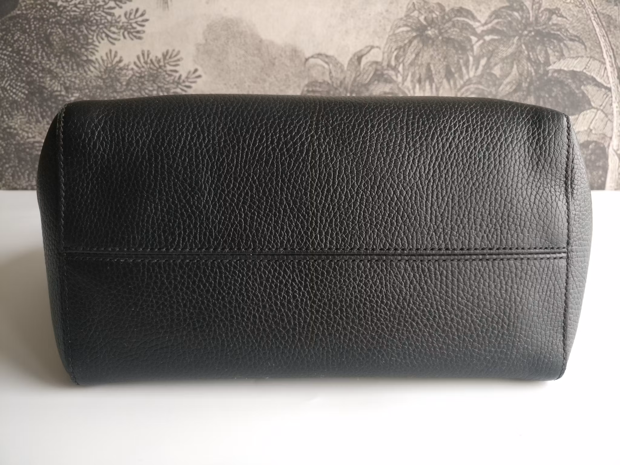 Gucci Small Swing Tote