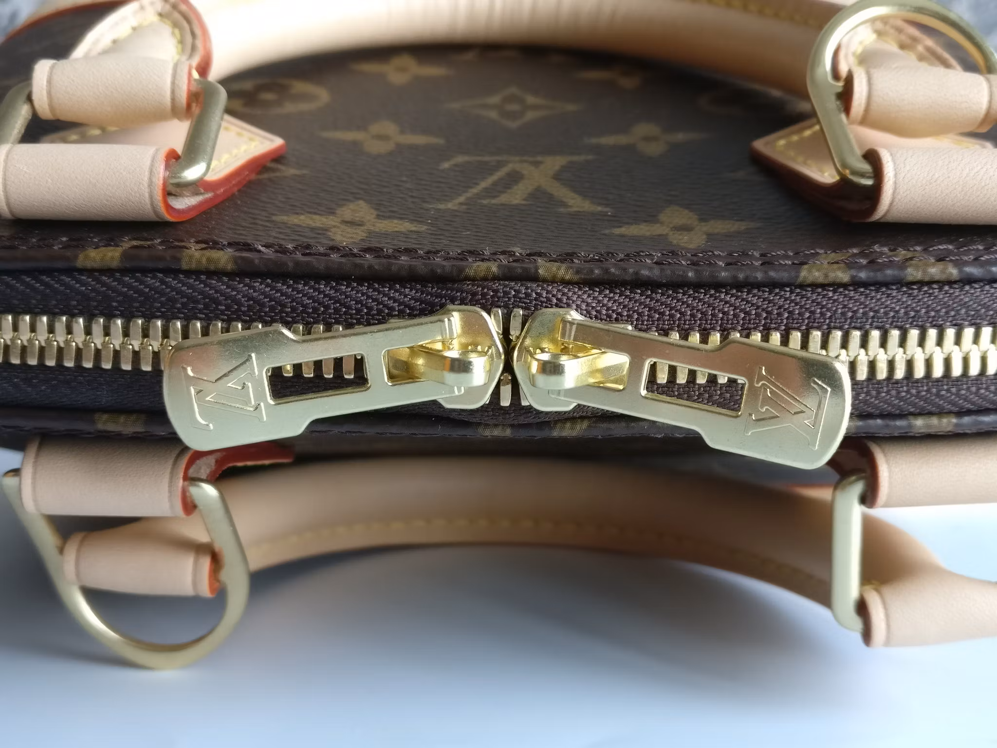 Louis Vuitton Alma BB
