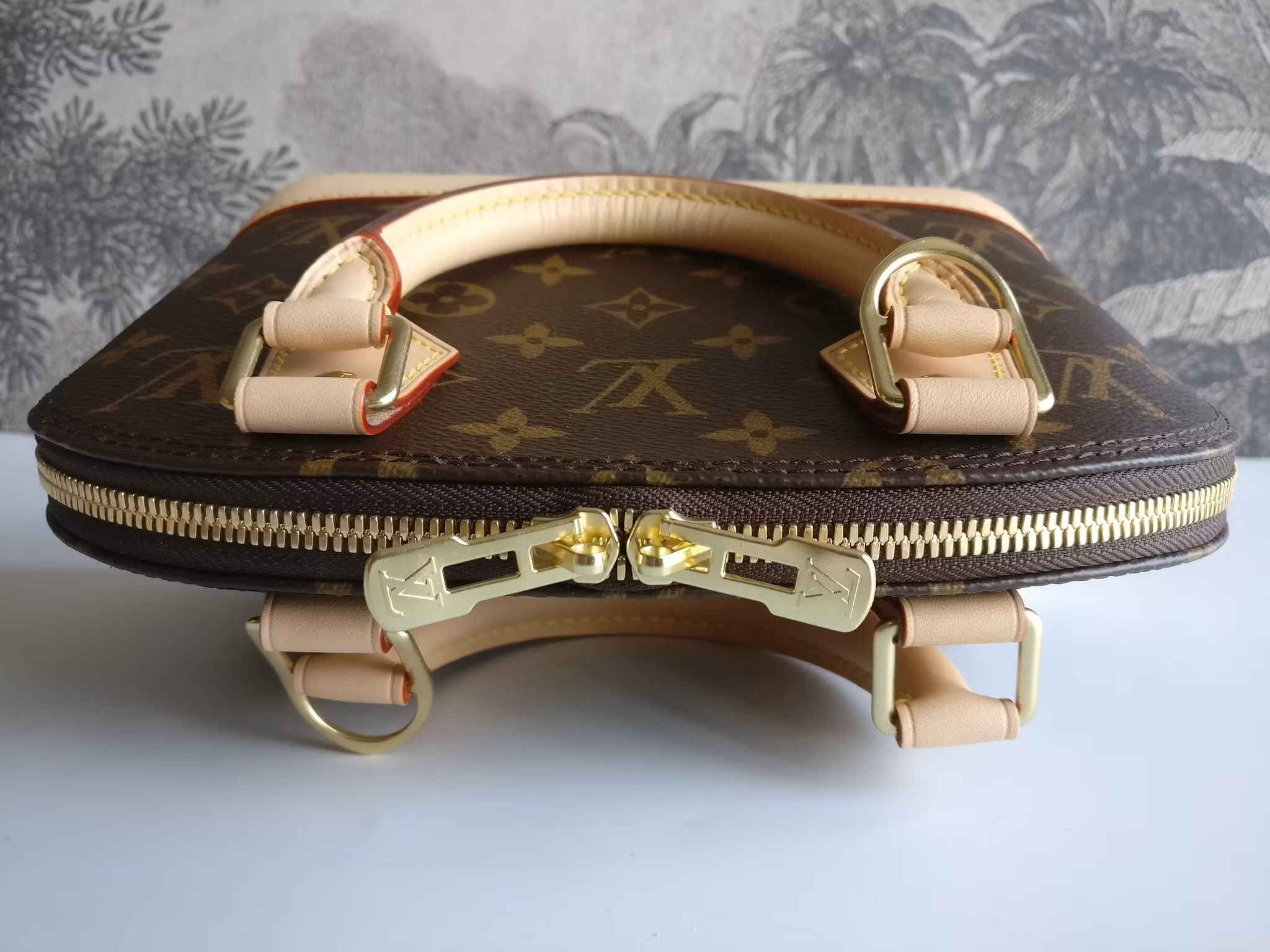 Louis Vuitton Alma BB