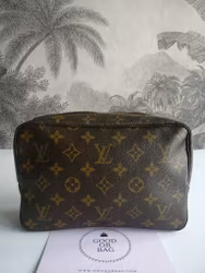Louis Vuitton Trousse Toilette 23