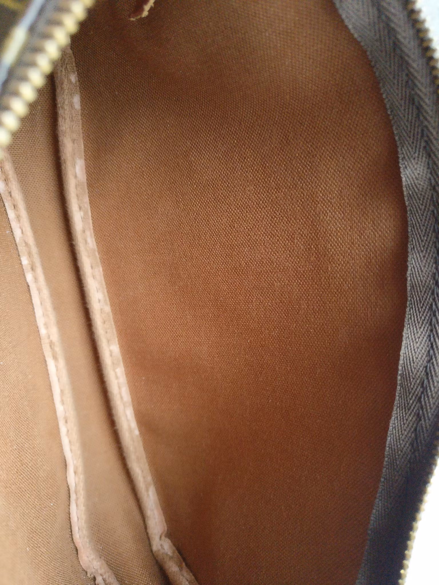 Louis Vuitton Pochette Accessoires