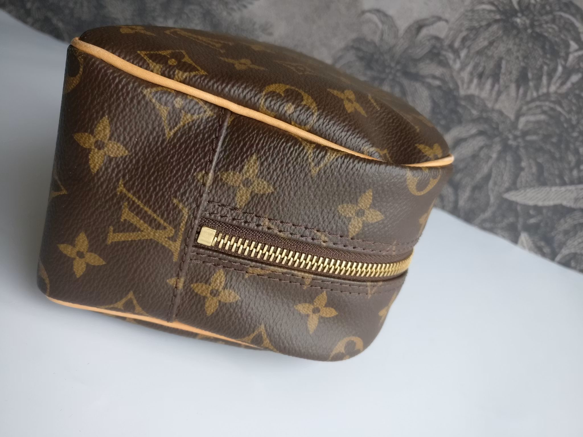 Louis Vuitton Toiletry Bag 25