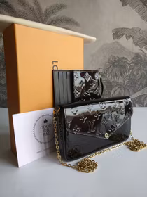 Louis Vuitton Pochette Felicie Vernis