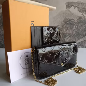 Louis Vuitton Pochette Felicie Vernis