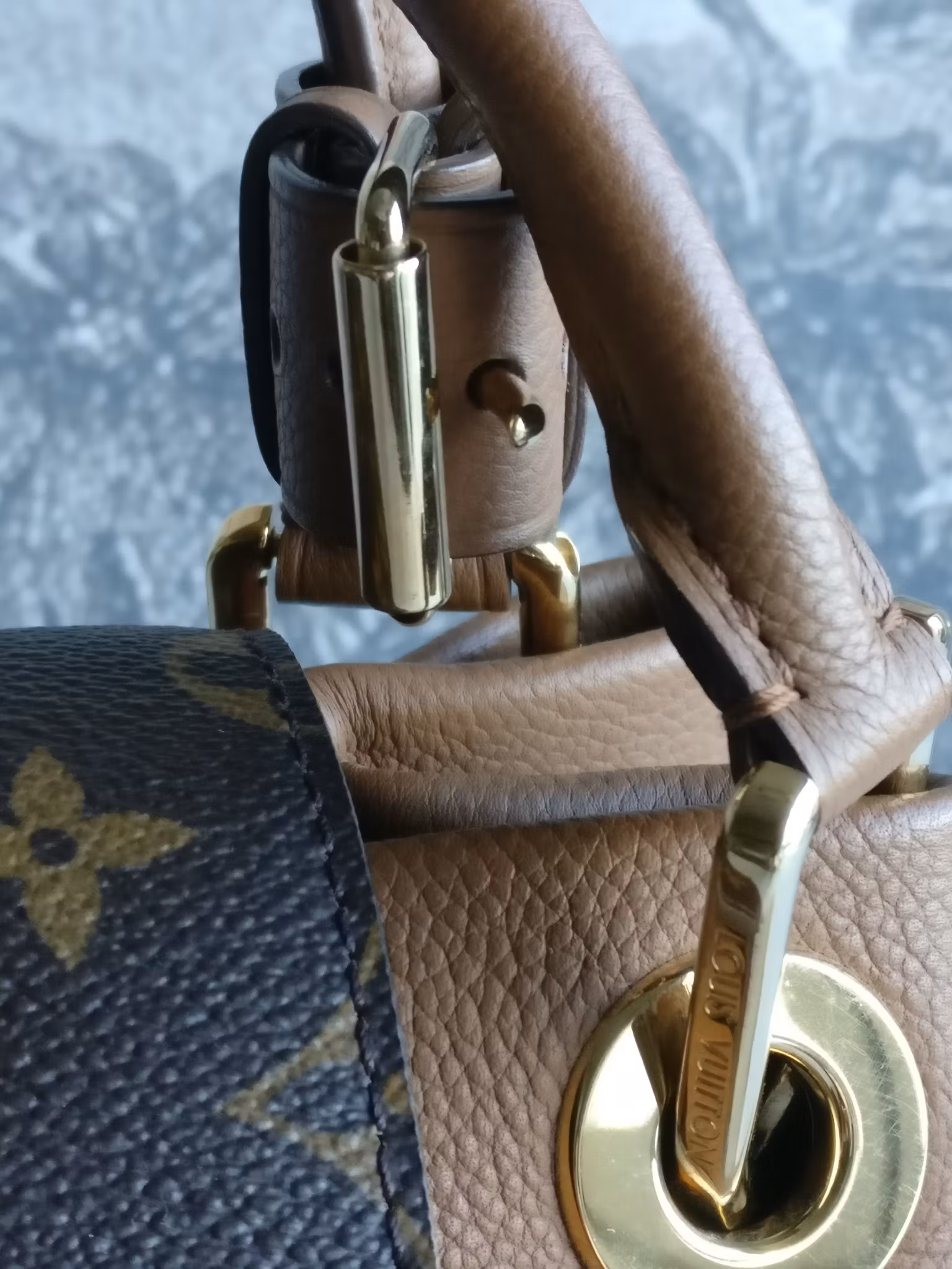 Louis Vuitton Olympe
