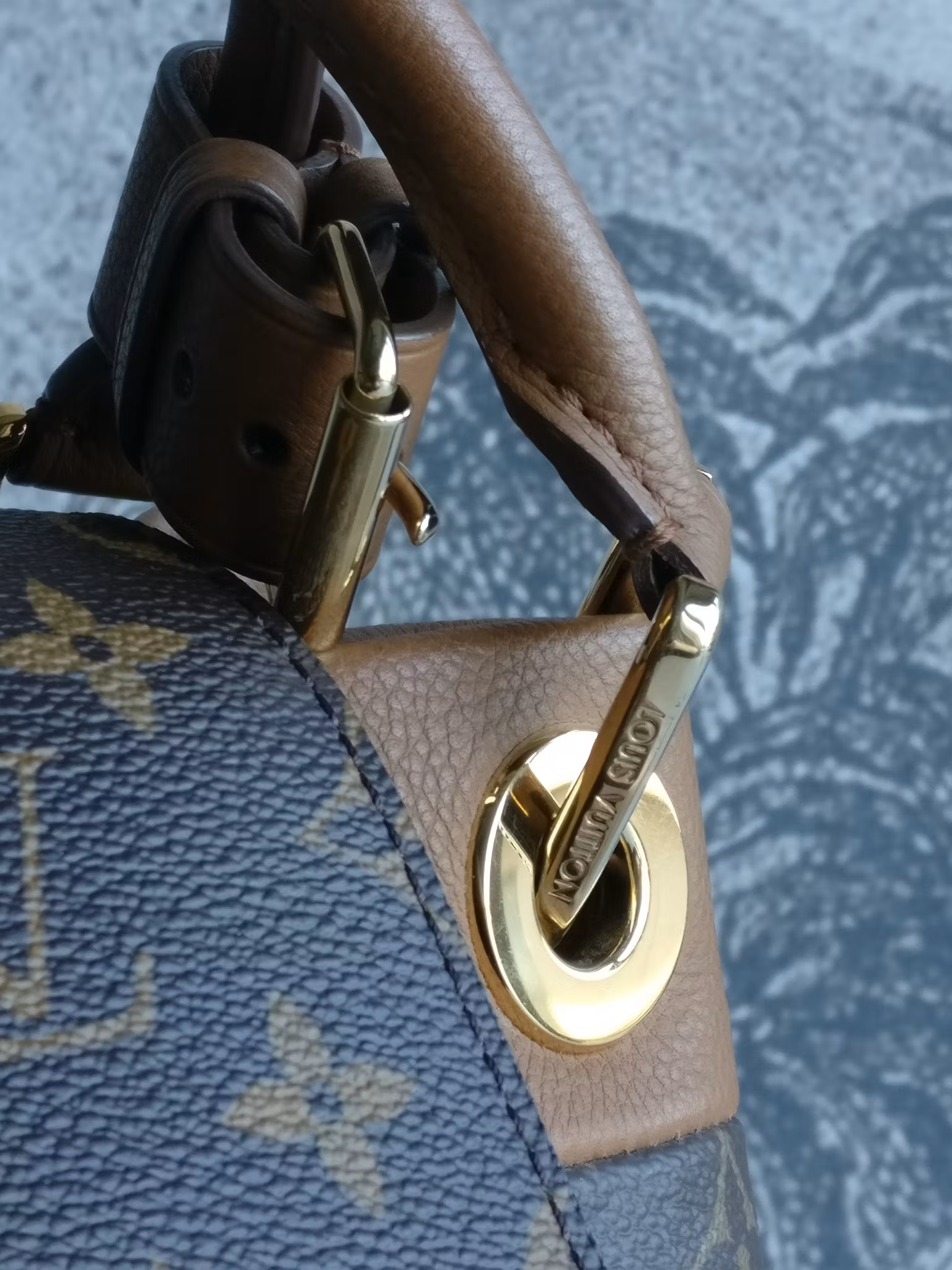 Louis Vuitton Olympe