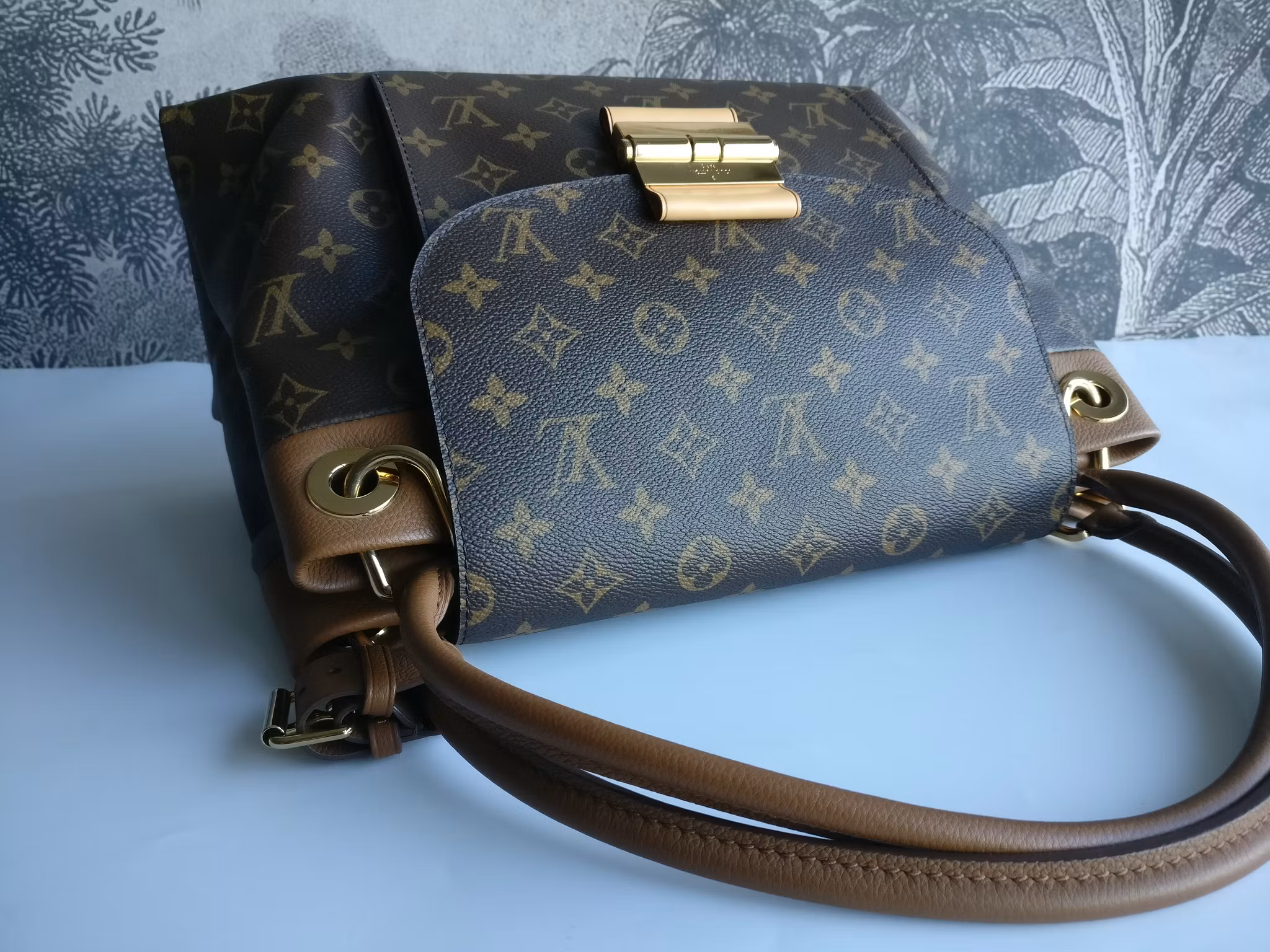 Louis Vuitton Olympe
