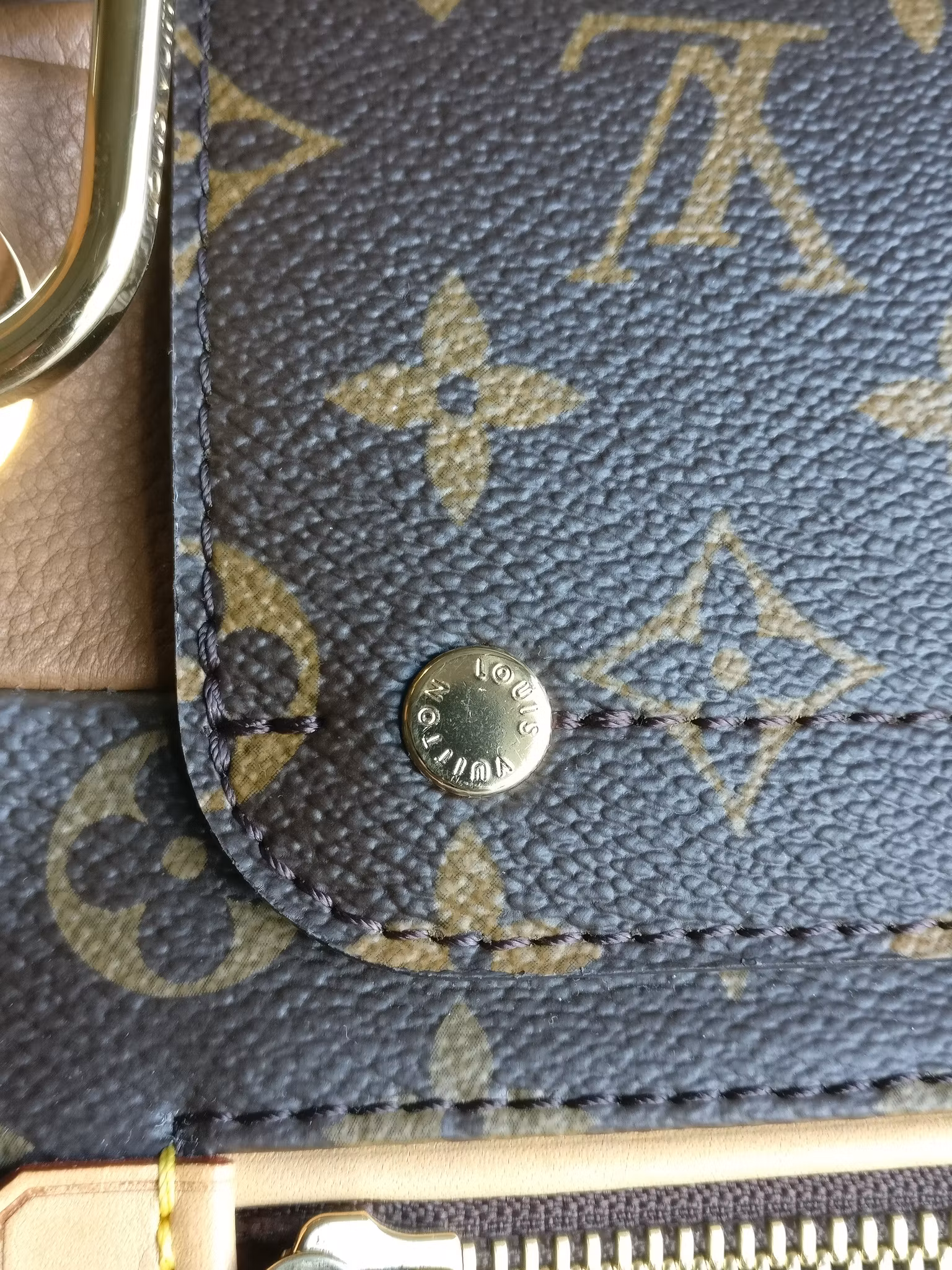 Louis Vuitton Olympe
