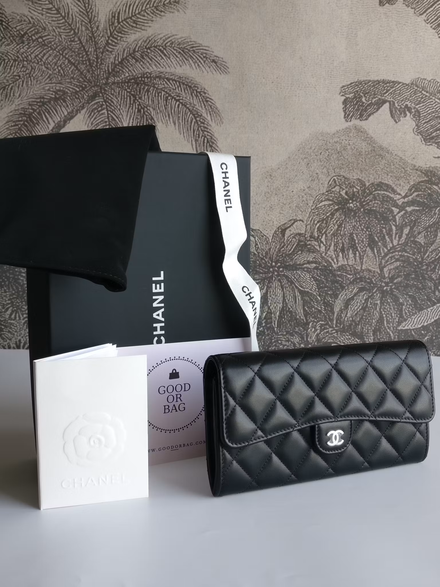 Chanel classic wallet black lambskin SHW