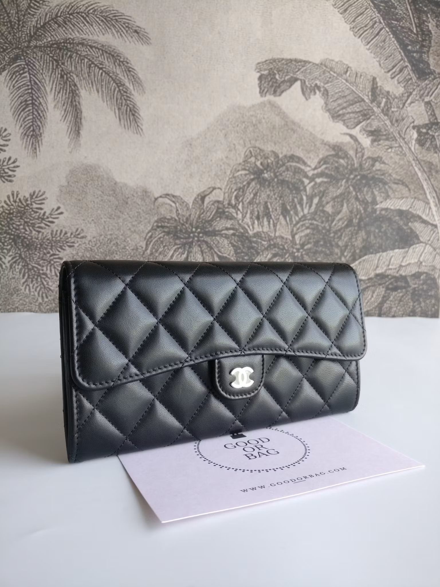 Chanel classic wallet black lambskin SHW
