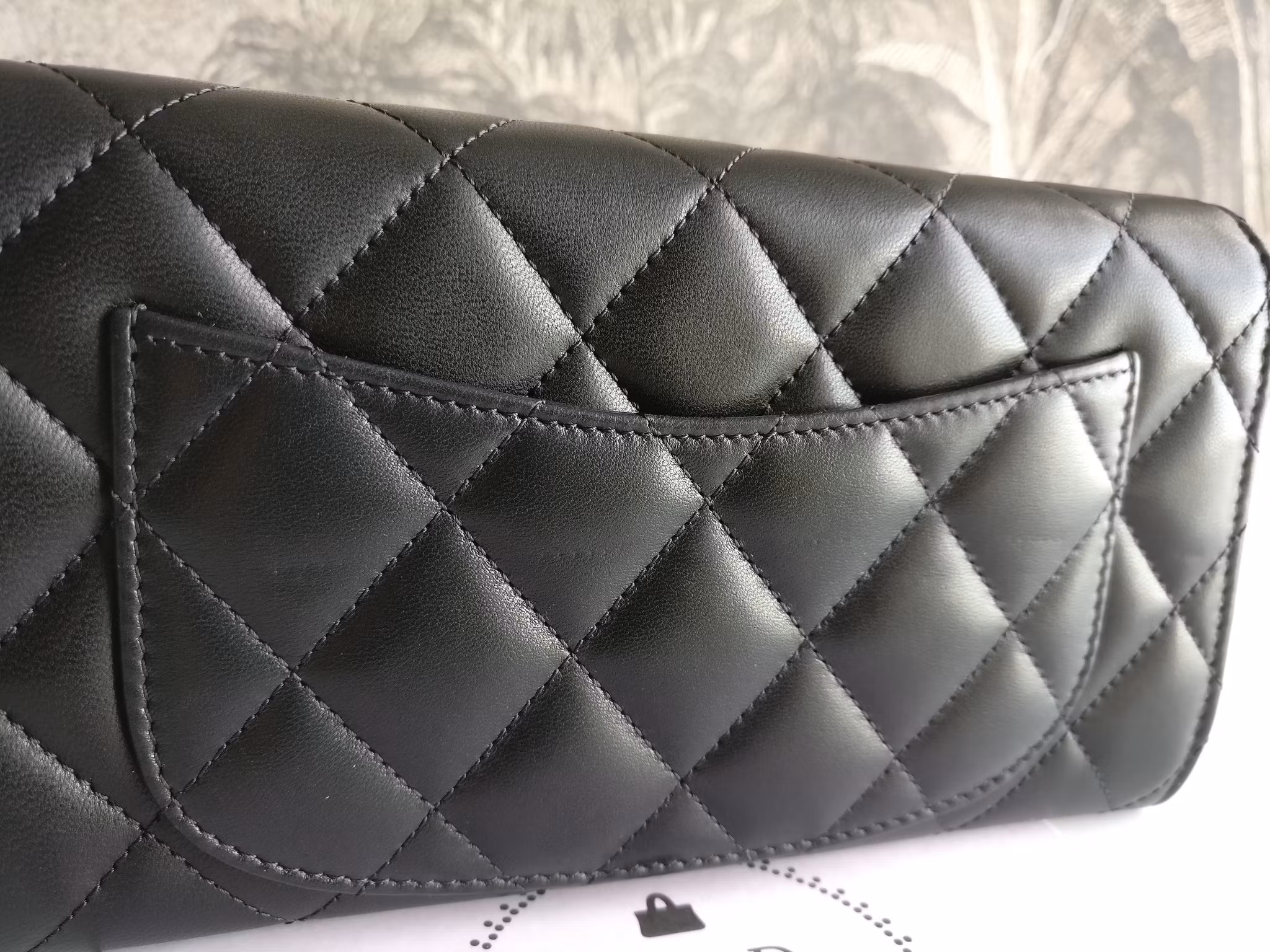 Chanel classic wallet black lambskin SHW