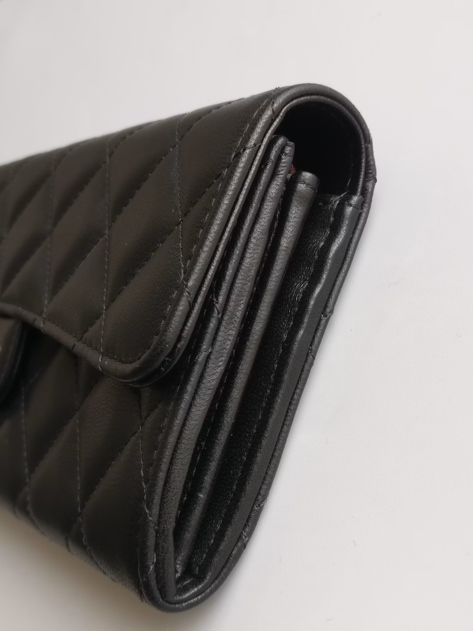 Chanel classic wallet black lambskin SHW