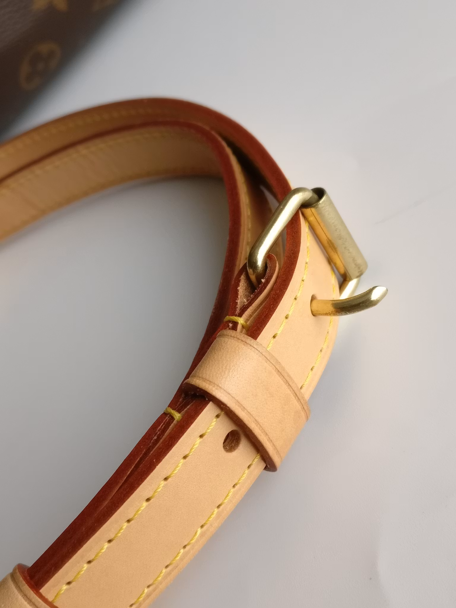 Louis Vuitton  Speedy bandouliere 30