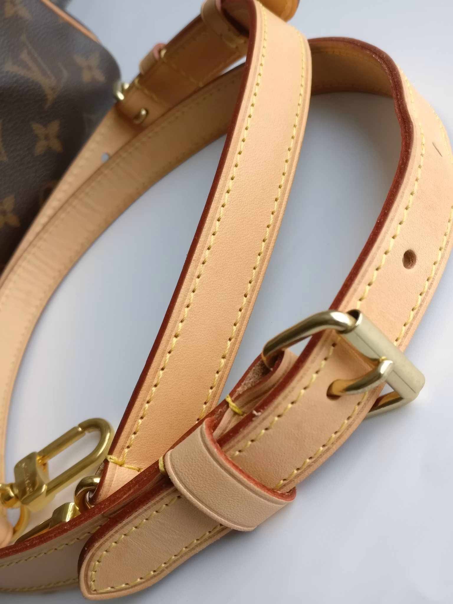 Louis Vuitton  Speedy bandouliere 30