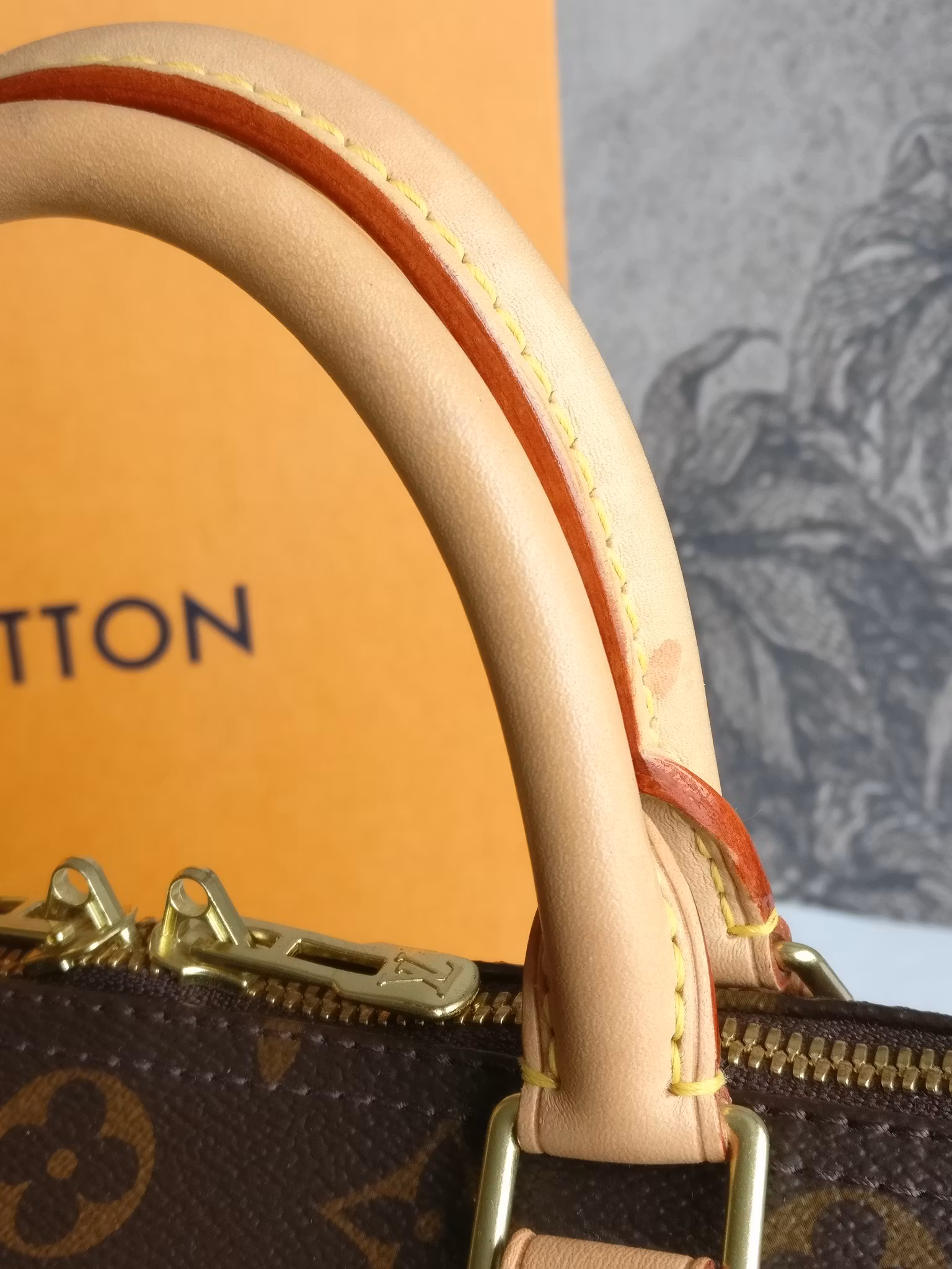Louis Vuitton  Speedy bandouliere 30