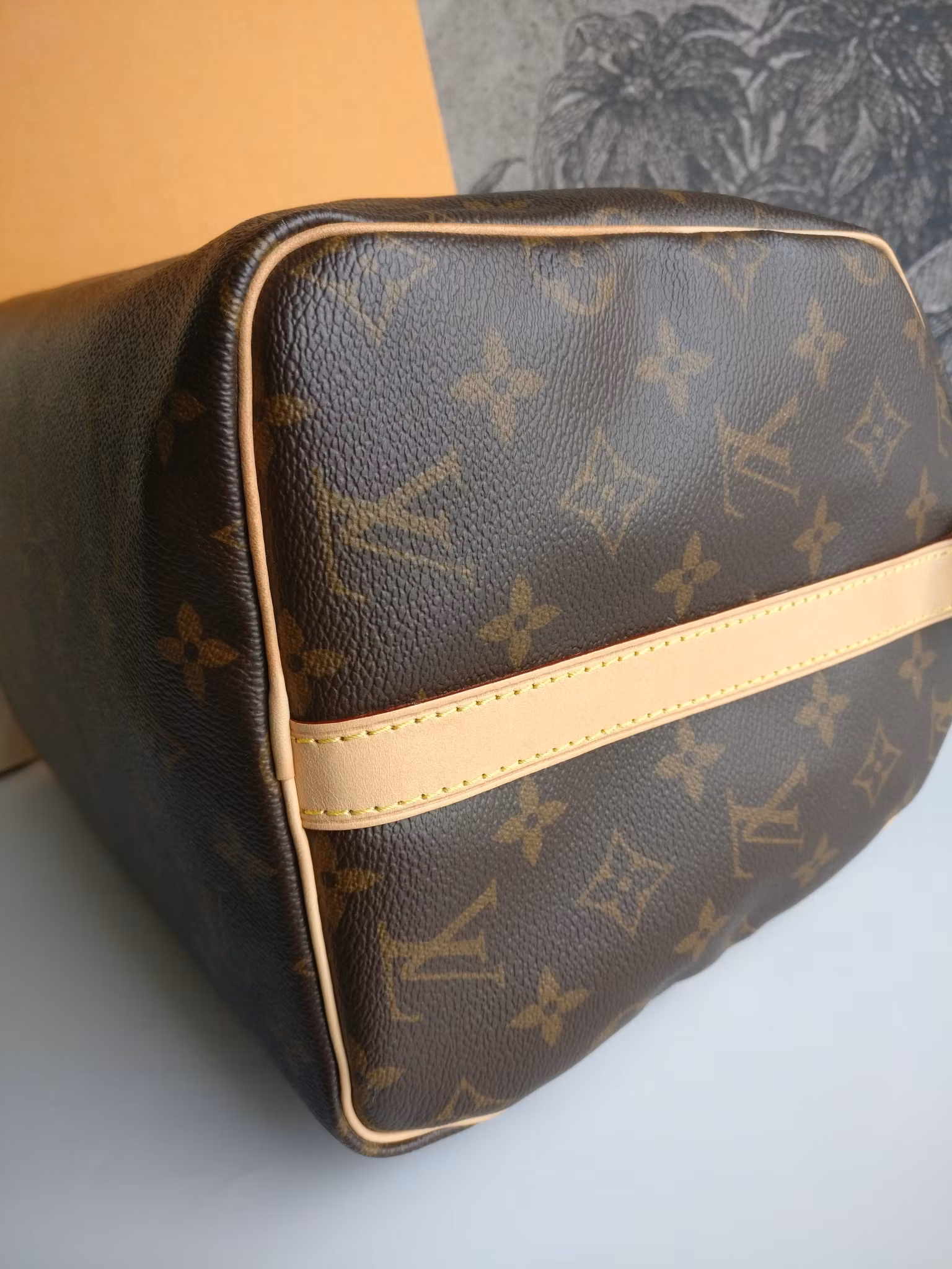 Louis Vuitton  Speedy bandouliere 30