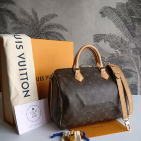 Louis Vuitton  Speedy bandouliere 30