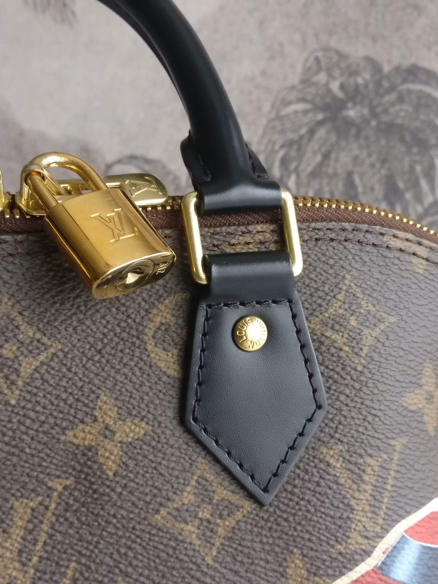 Louis Vuitton Alma PM World Tour