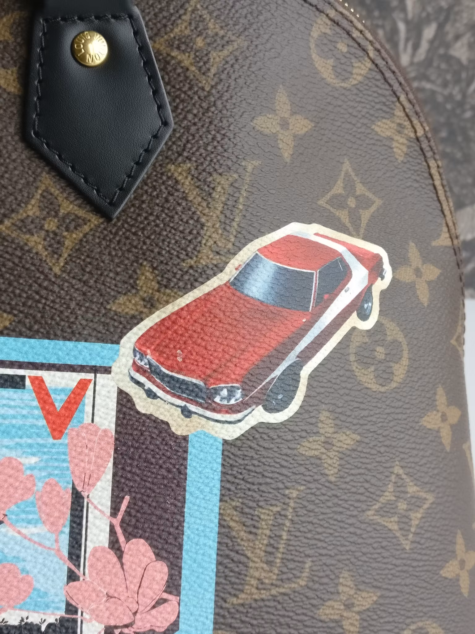 Louis Vuitton Alma PM World Tour