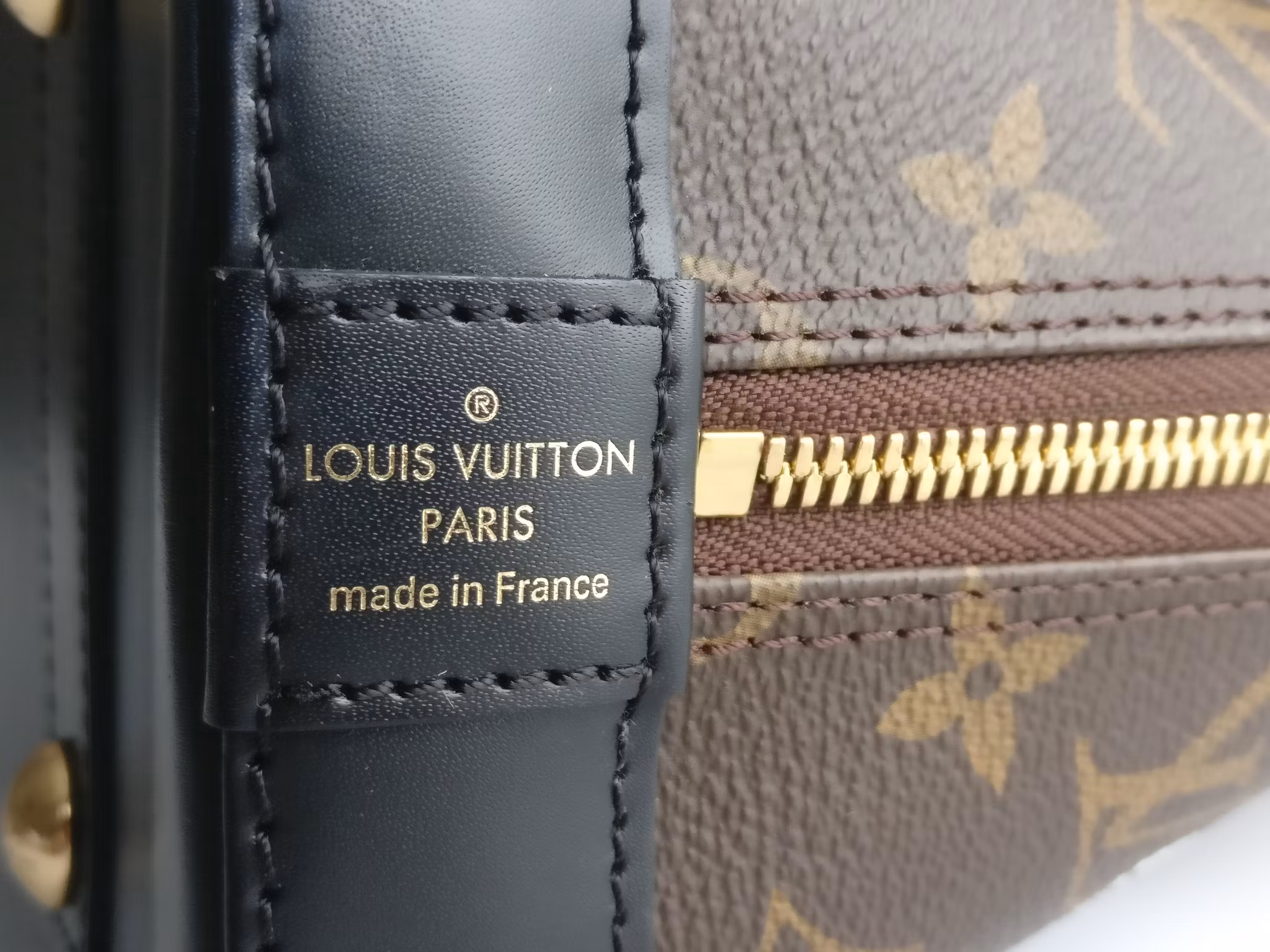 Louis Vuitton Alma PM World Tour