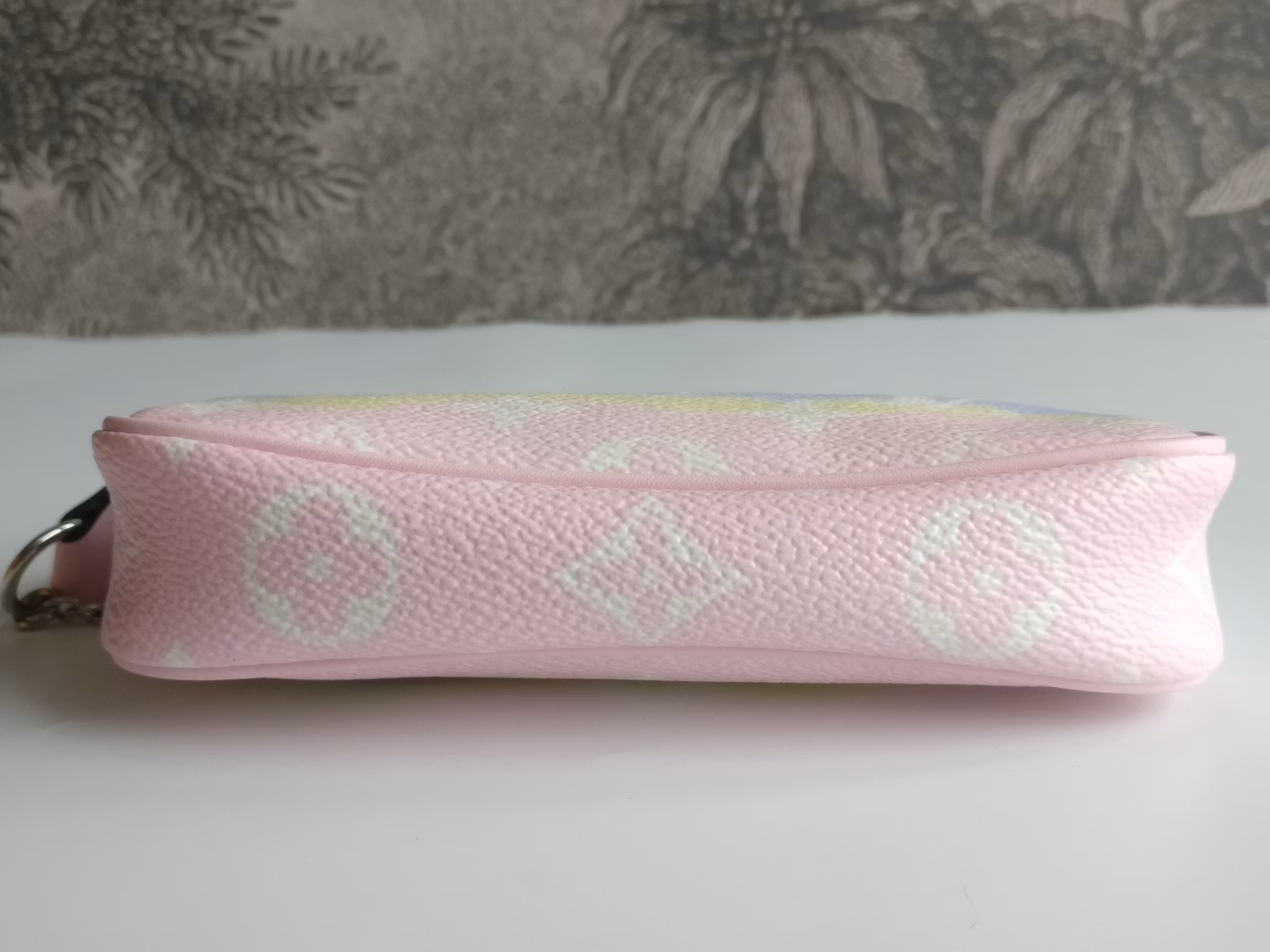 Louis Vuitton Mini Pochette Escale Limited edition