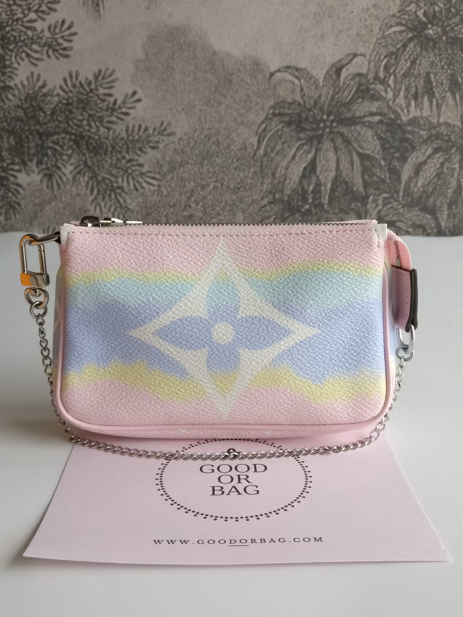 Louis Vuitton Mini Pochette Escale Limited edition