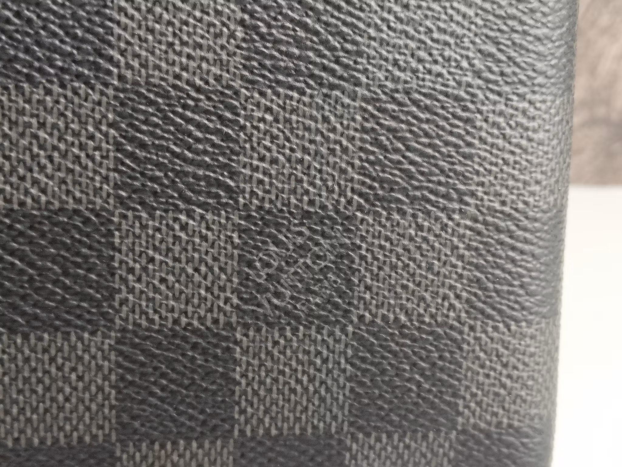 Louis Vuitton Medium Ring Agenda Cover