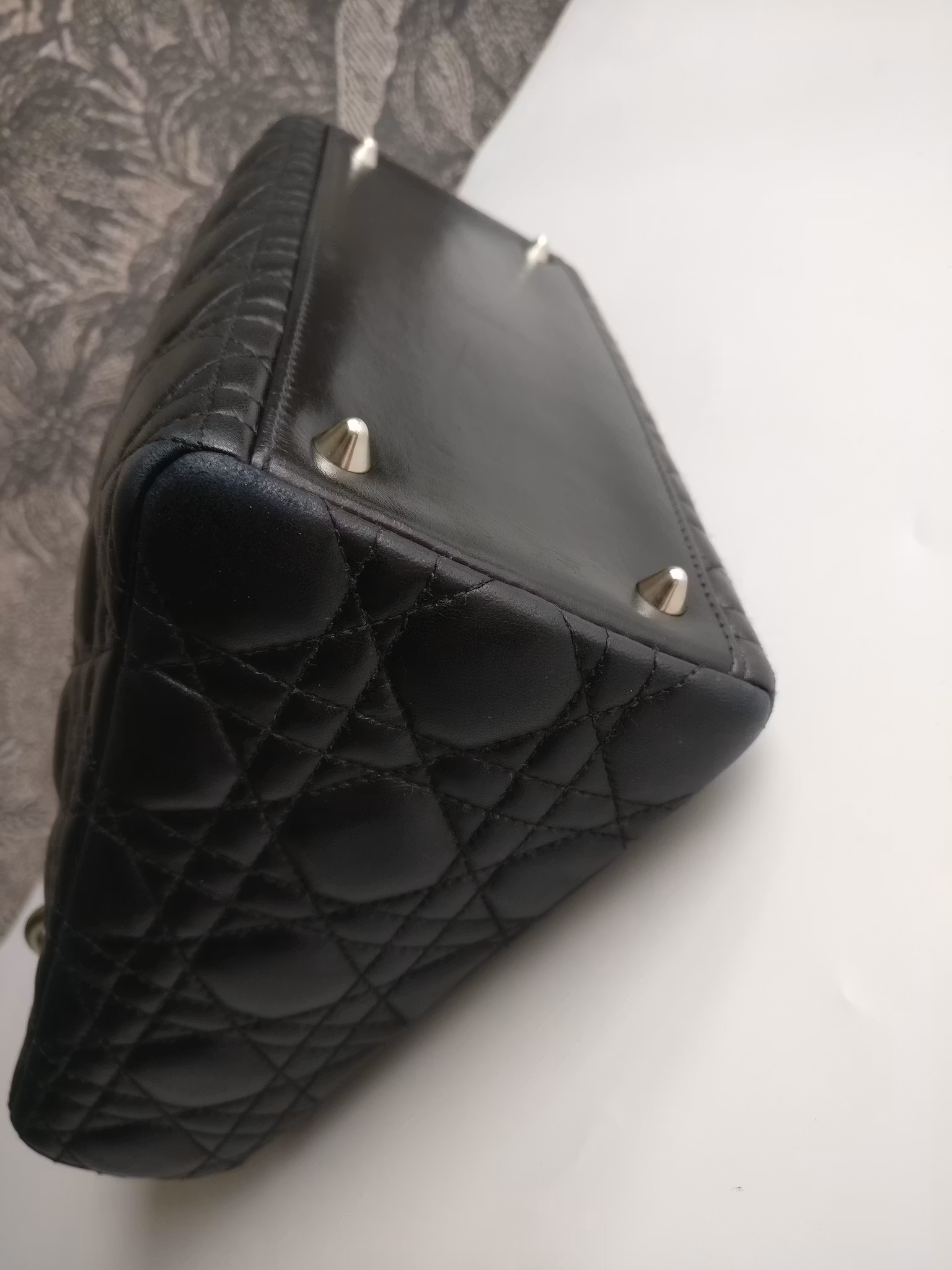 Christian Dior Medium Lady Dior