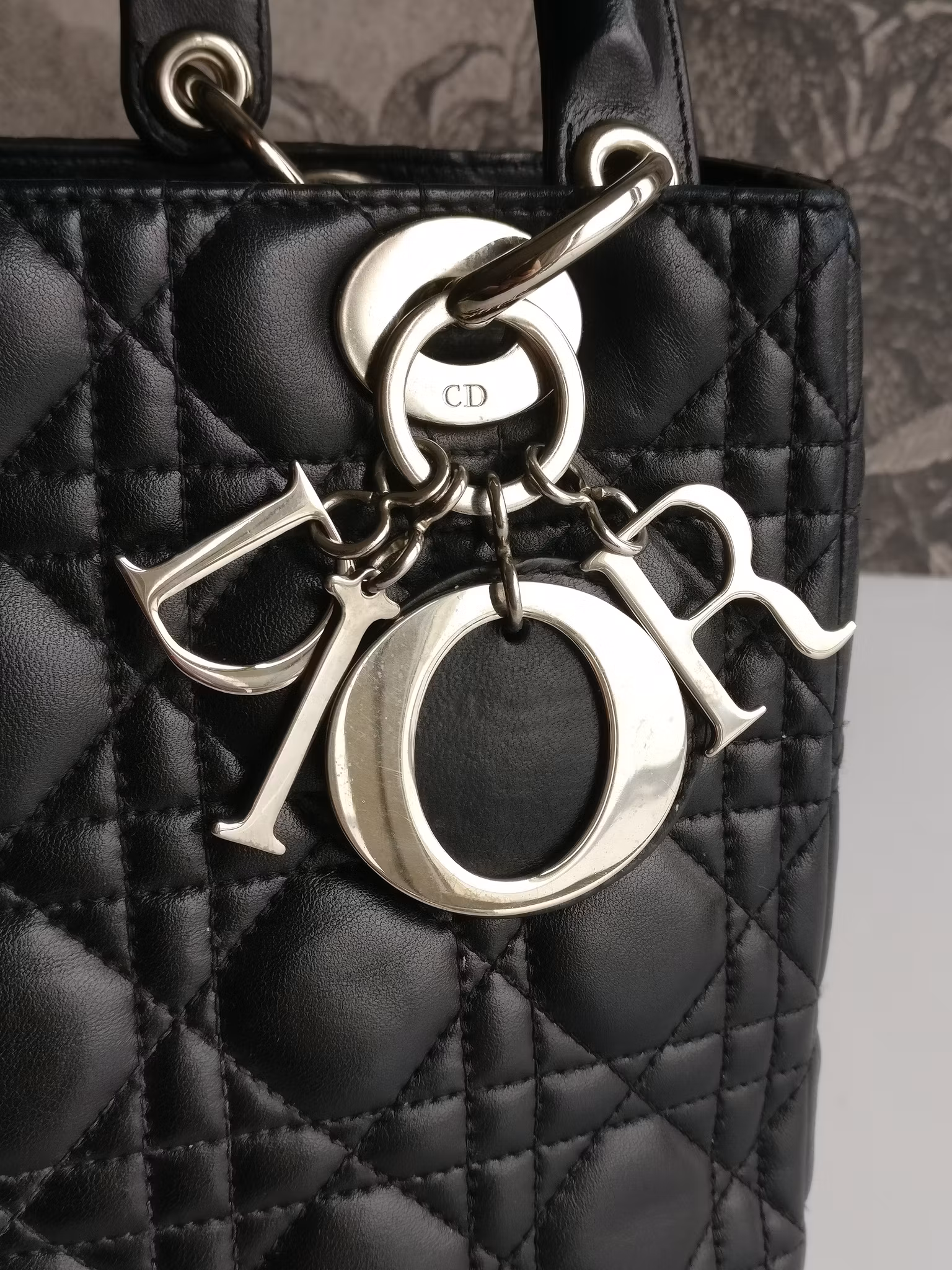 Christian Dior Medium Lady Dior