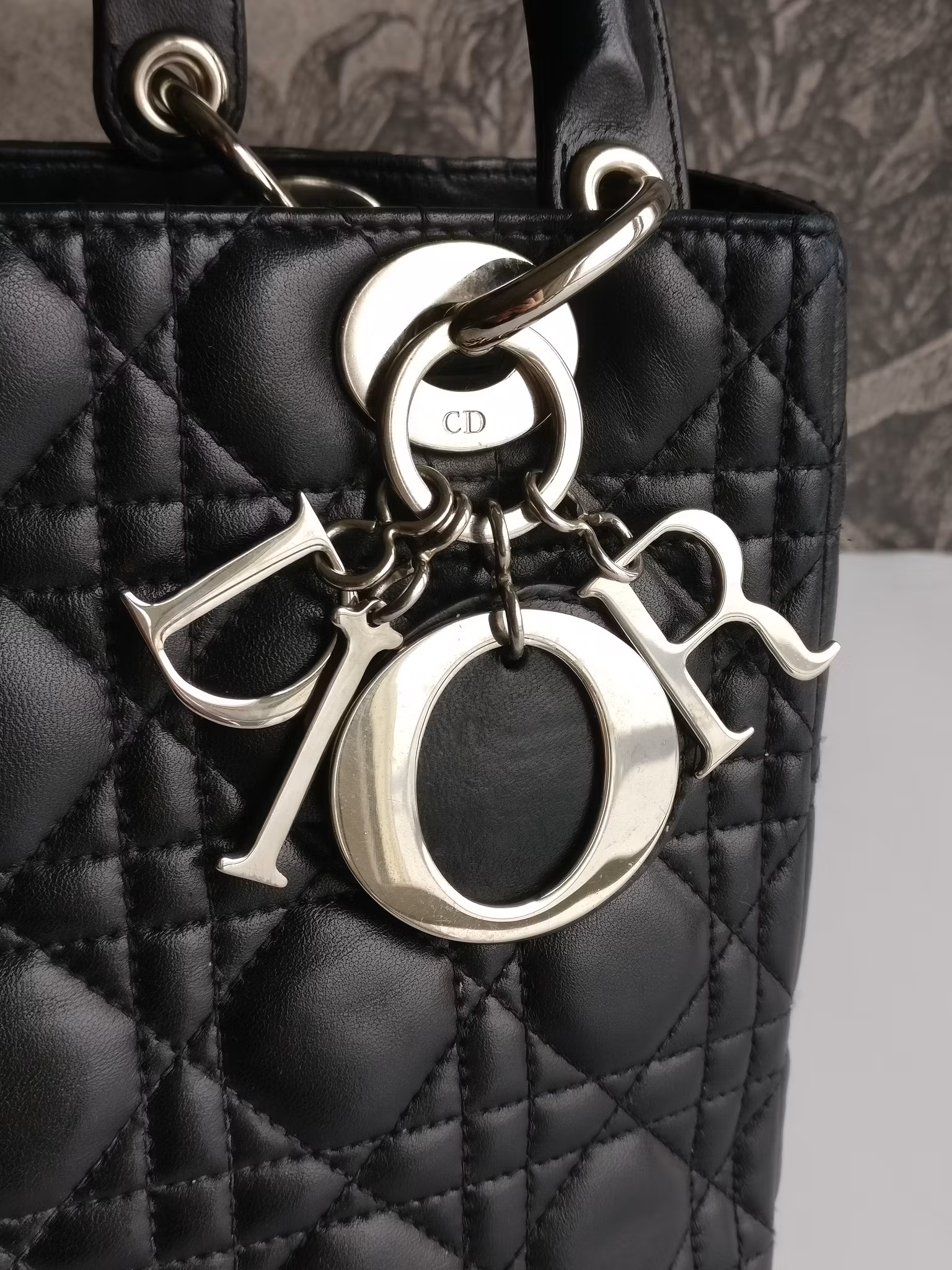 Christian Dior Medium Lady Dior