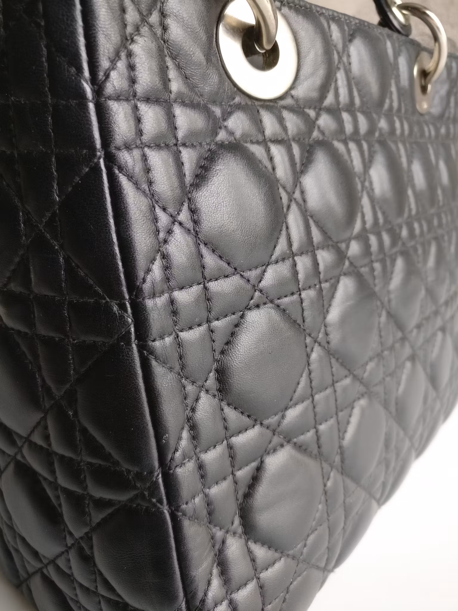 Christian Dior Medium Lady Dior