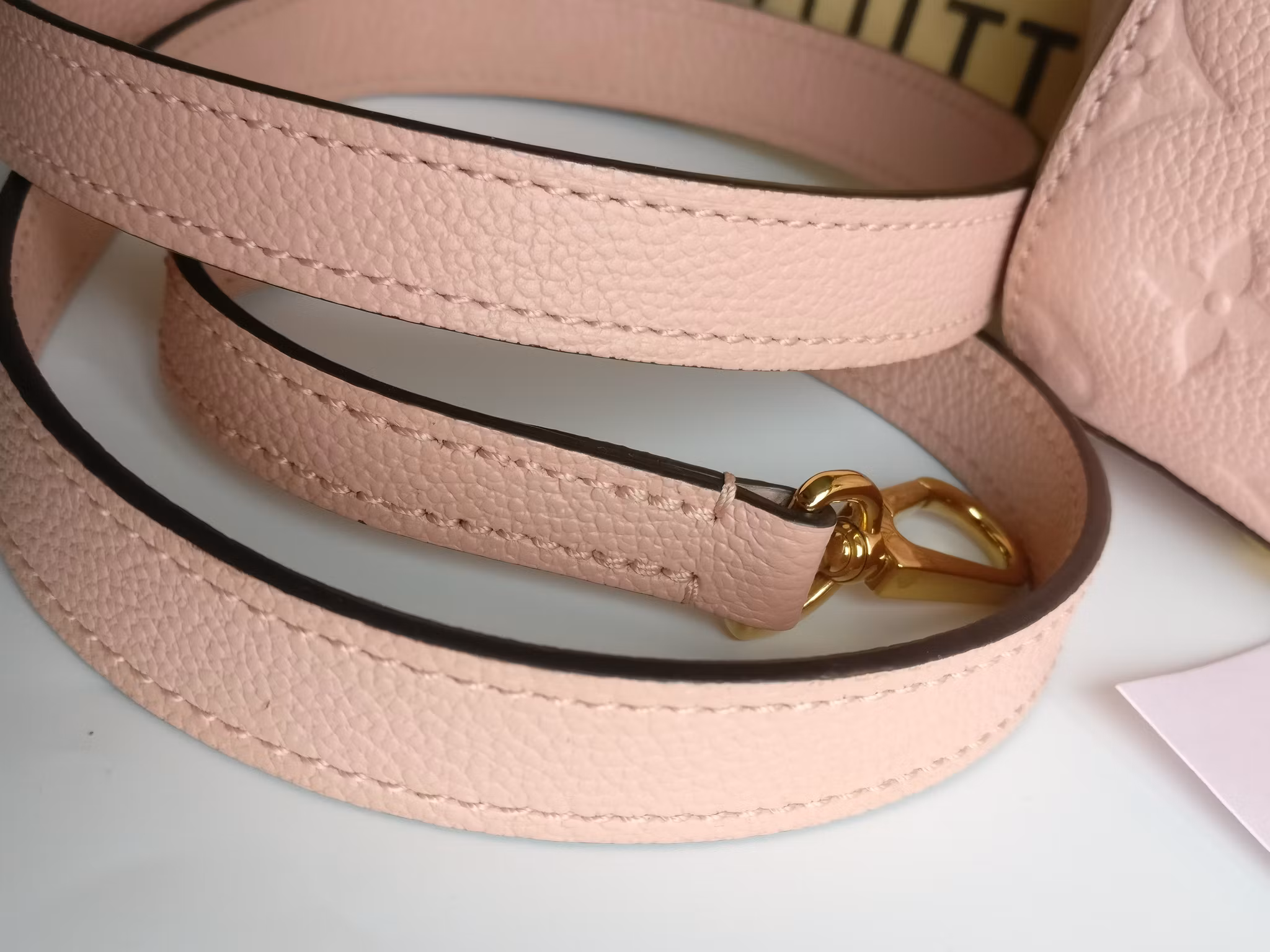 Louis Vuitton Montaigne BB