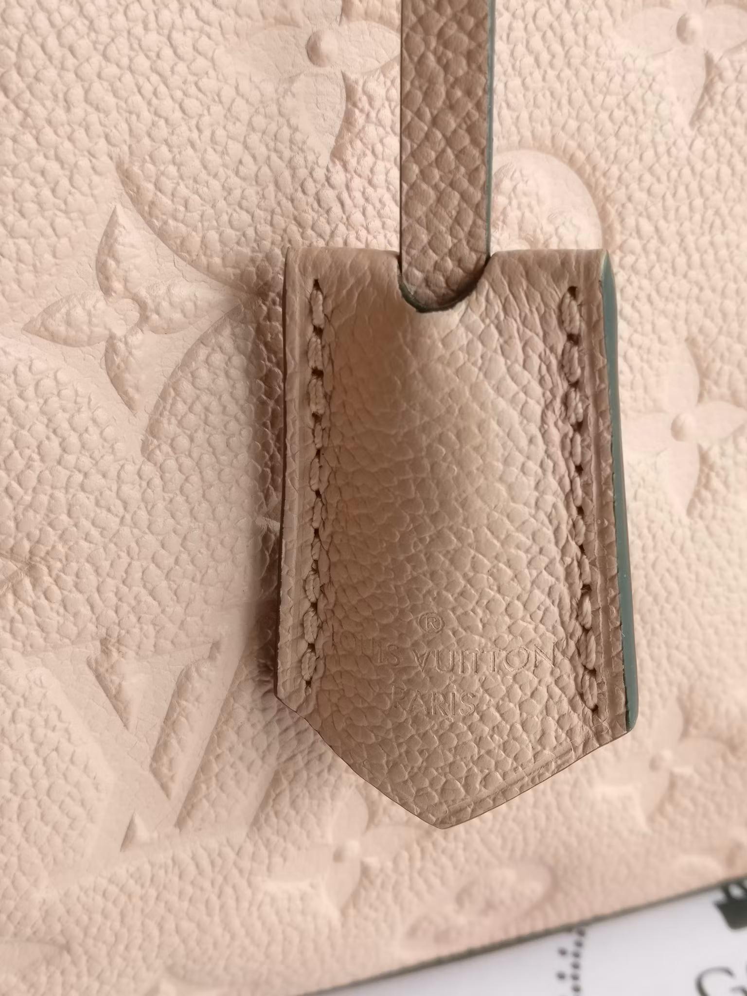 Louis Vuitton Montaigne BB