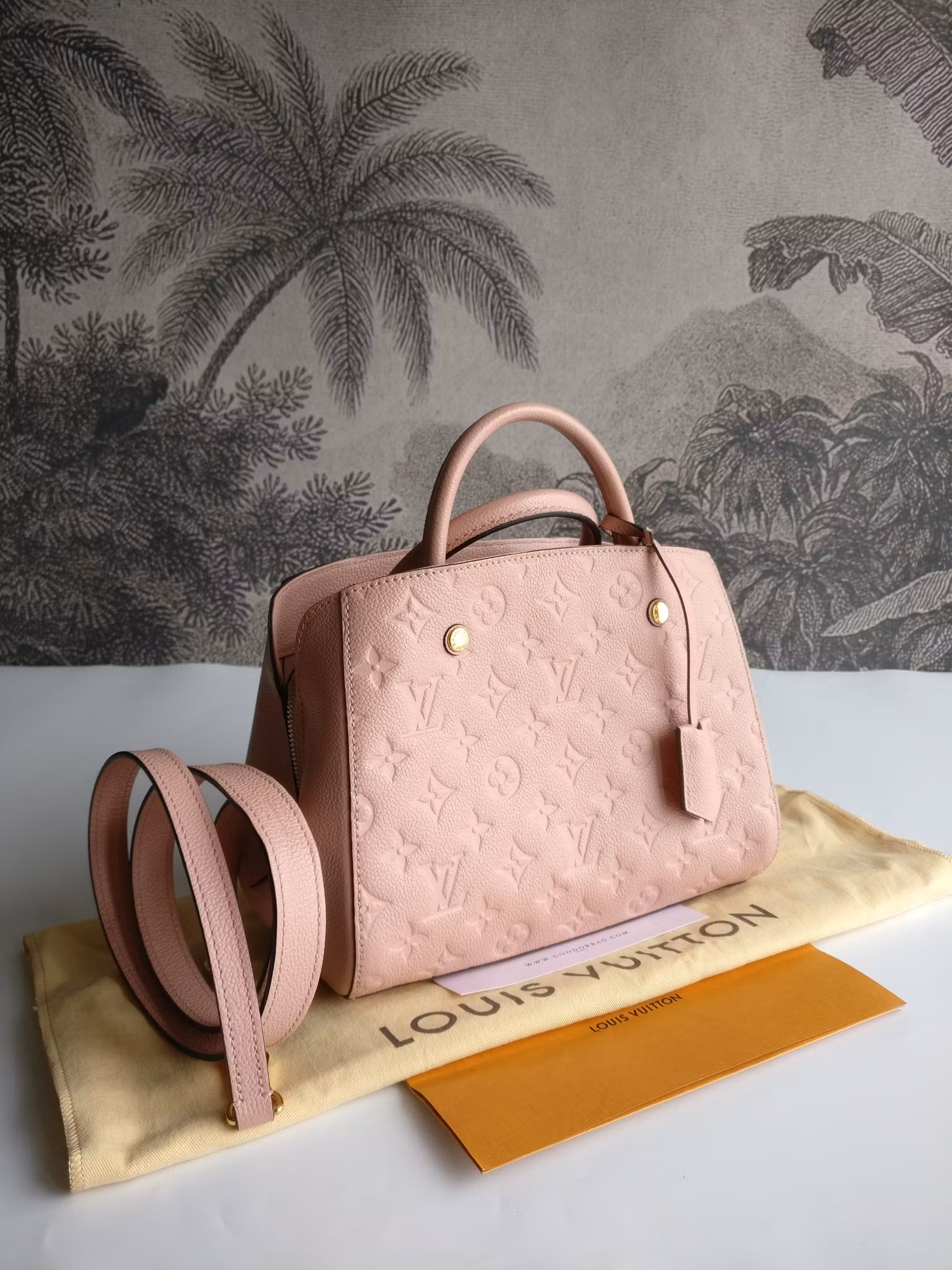 Louis Vuitton Montaigne BB