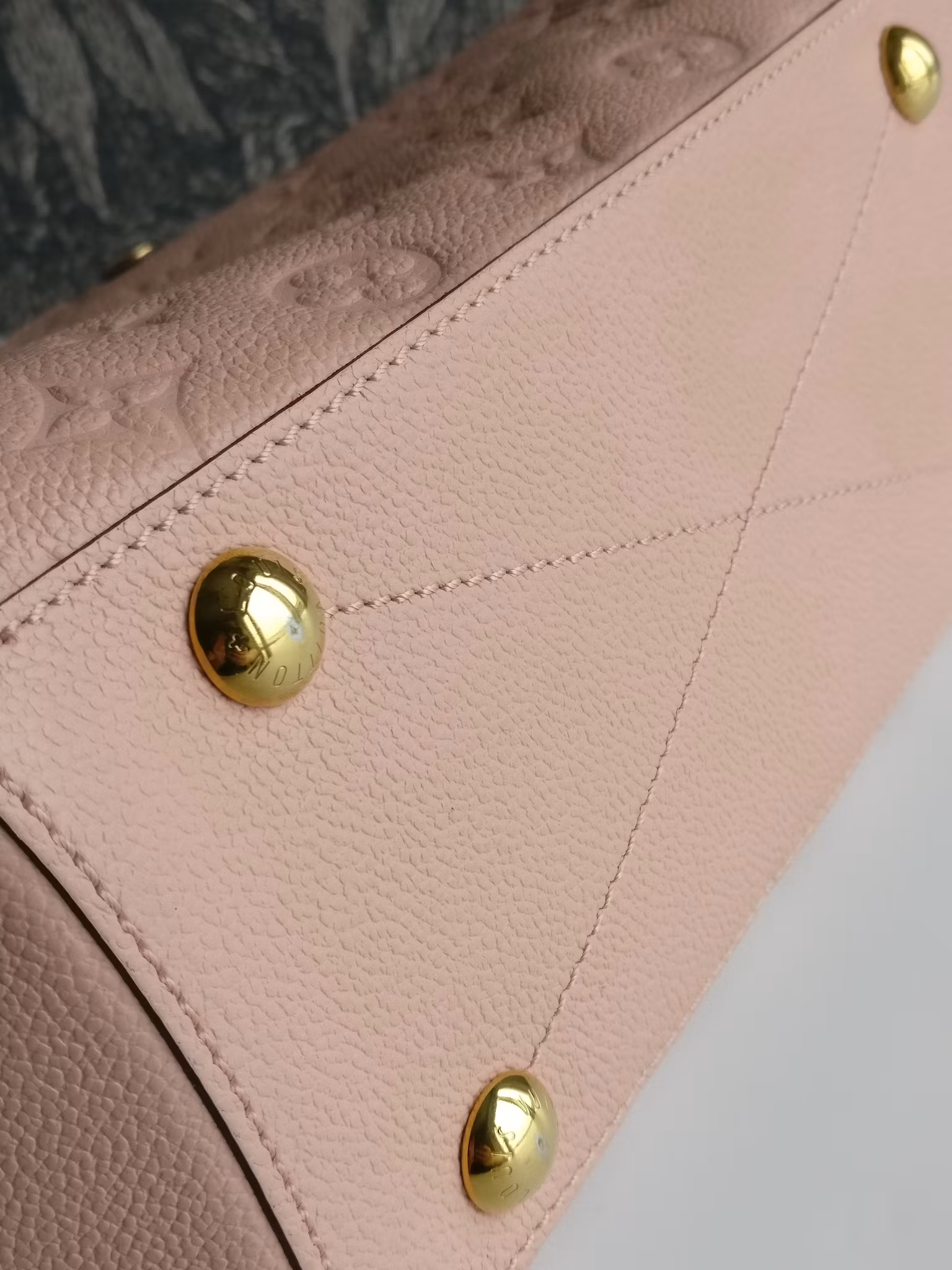 Louis Vuitton Montaigne BB