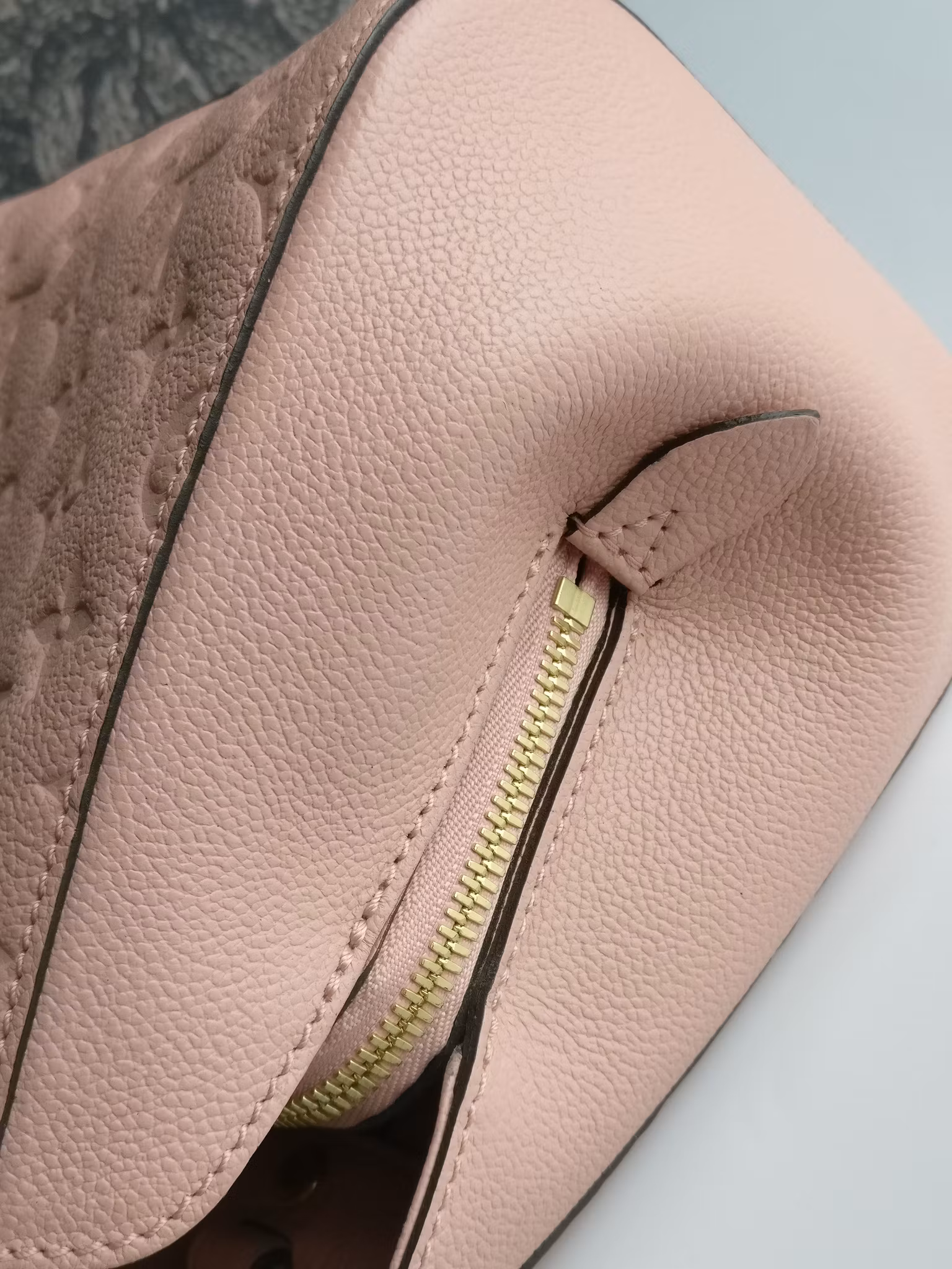 Louis Vuitton Montaigne BB