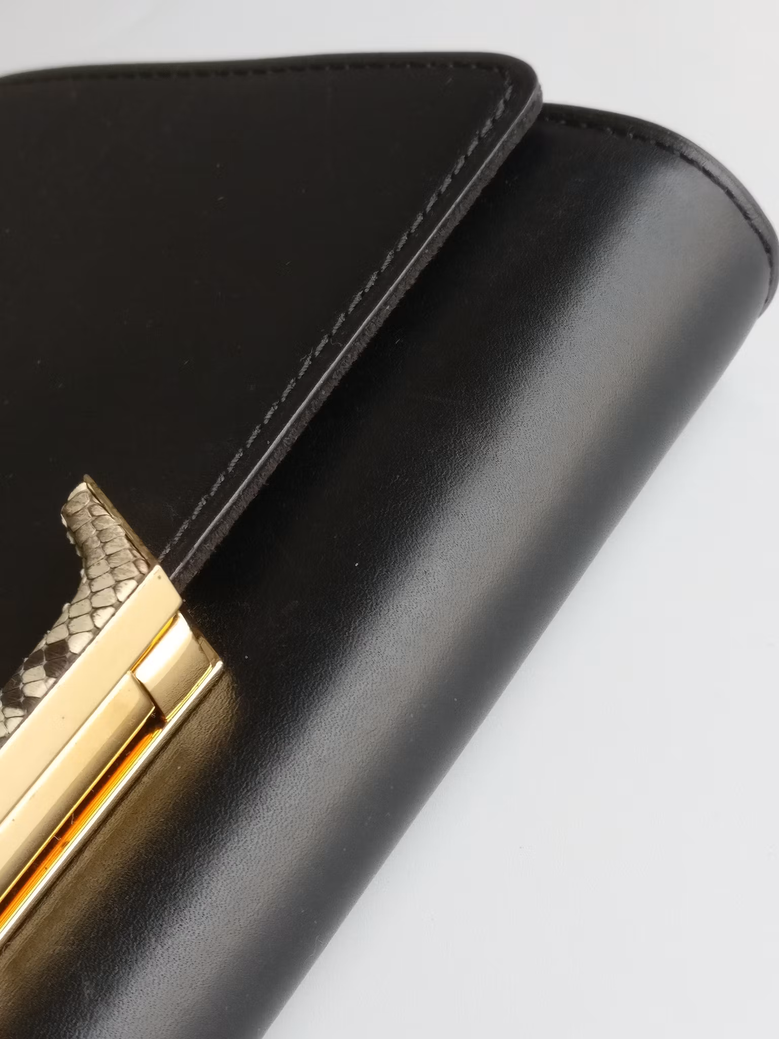 Louis Vuitton Pochette Louise GM Chain Bag Python Clasp