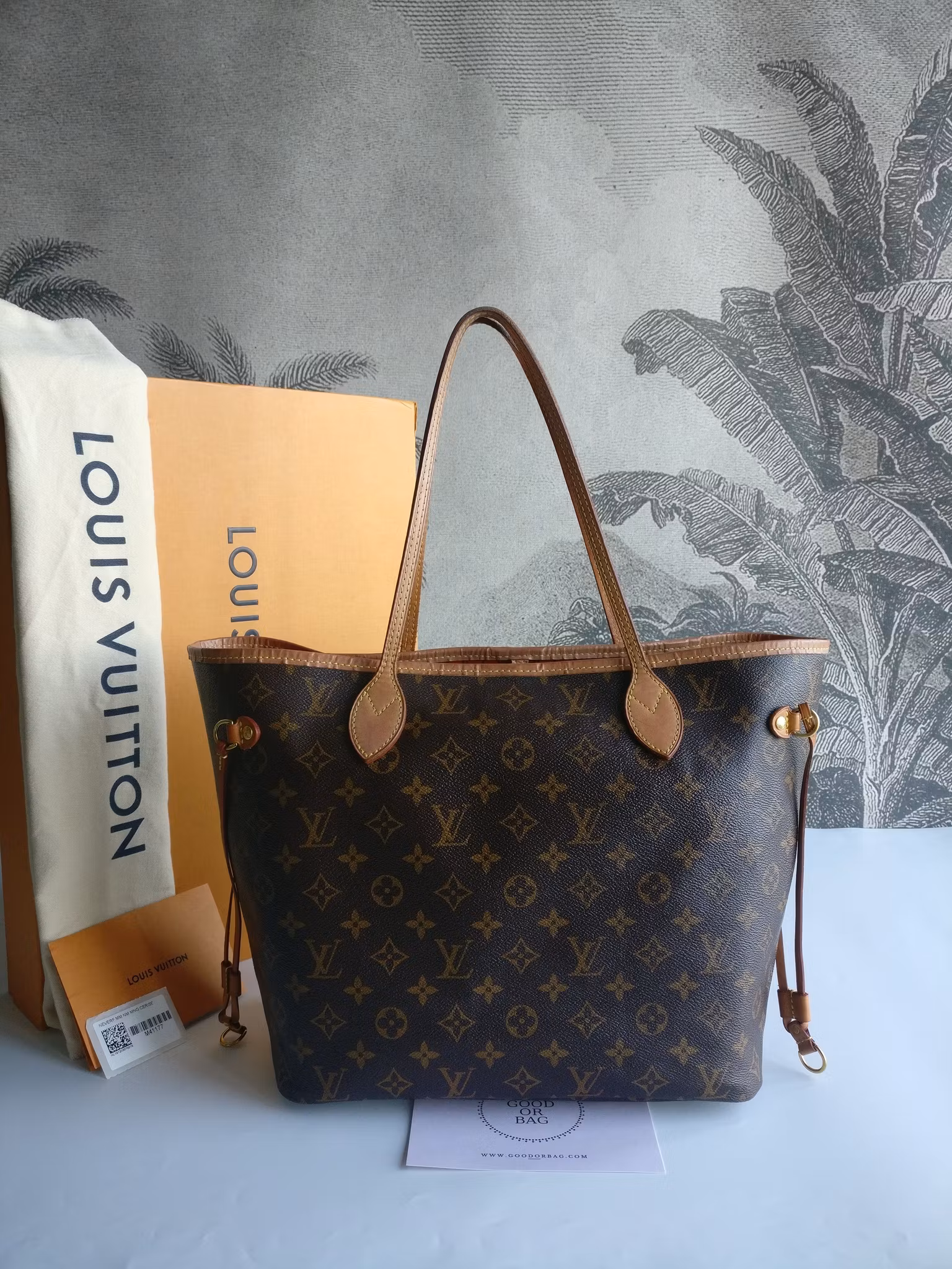 Louis Vuitton Neverfull MM