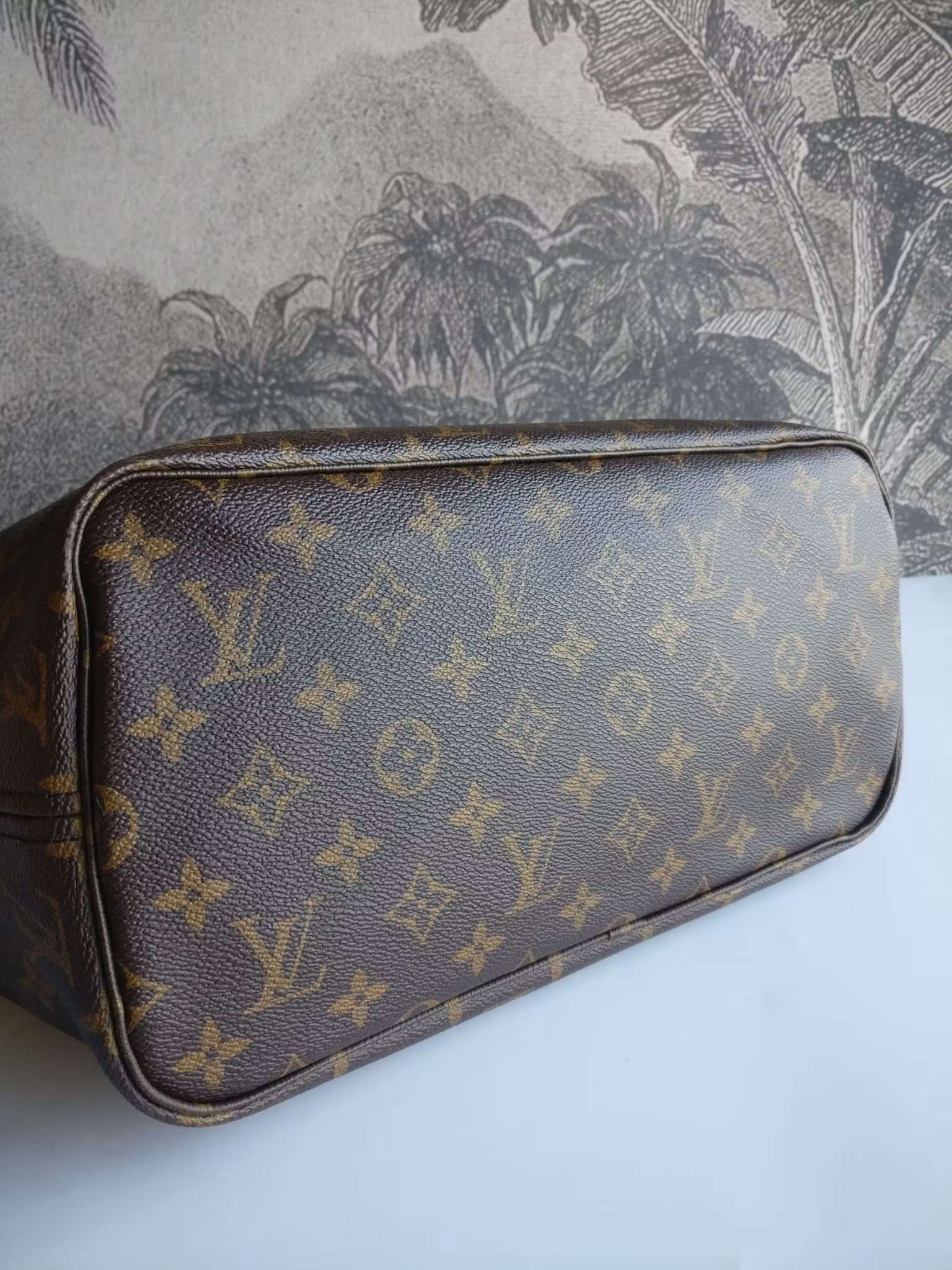 Louis Vuitton Neverfull MM