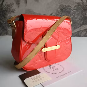 Louis Vuitton Bellflower PM Grenadine